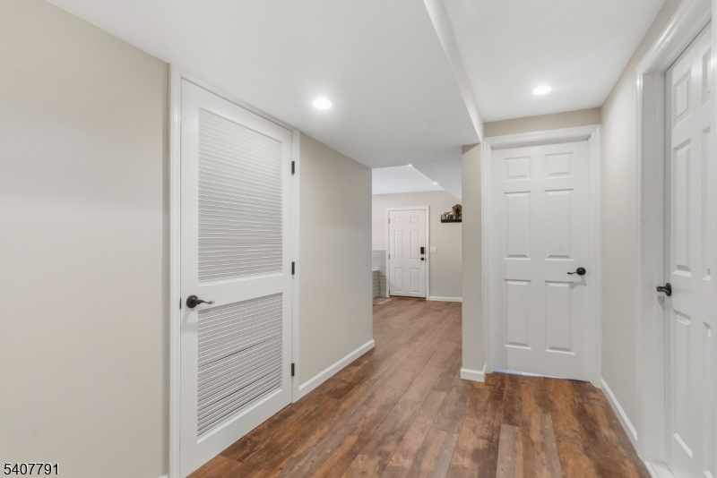 3 Armstrong Drive Oak Ridge, NJ 07438 - Photo 35 of 45