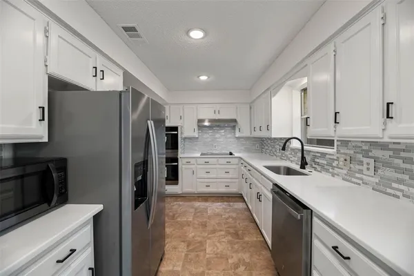 $2,350 | 5603 Fireside Drive, Arlington, TX 76016