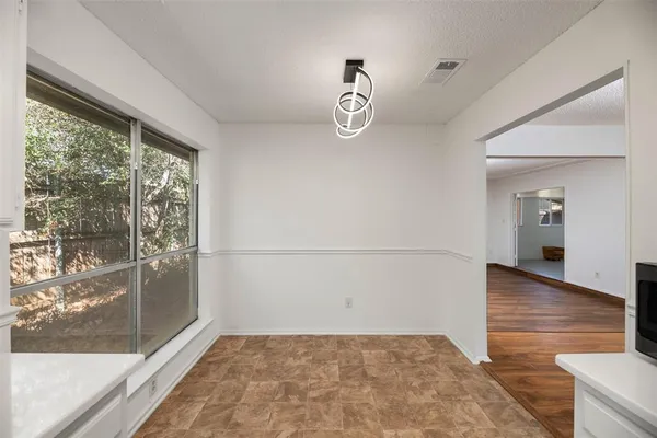 $2,350 | 5603 Fireside Drive, Arlington, TX 76016