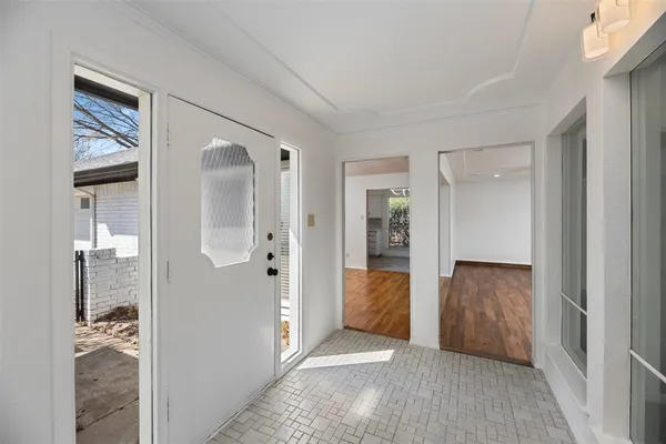 $2,350 | 5603 Fireside Drive, Arlington, TX 76016