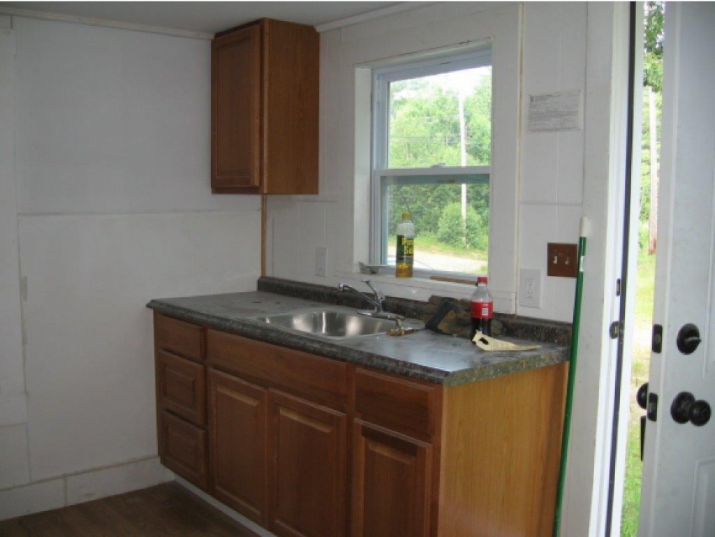 450 Loudon Road Pittsfield, NH 03263 - Photo 4 of 10