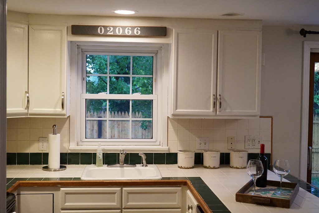 42 Irving Road Scituate, MA 02066 - Photo 4 of 17 Gallery Image 4