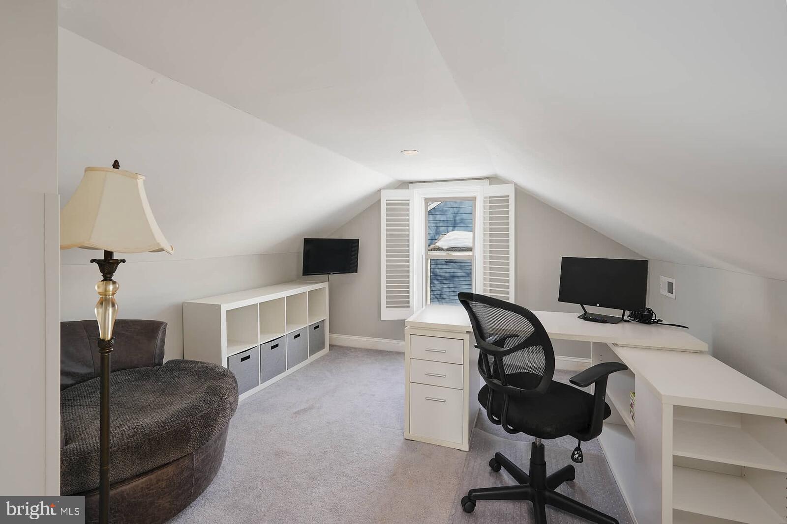 7719 Garrison Road Hyattsville, MD 20784 - Photo 16 of 24 Bonus room (Upper level)