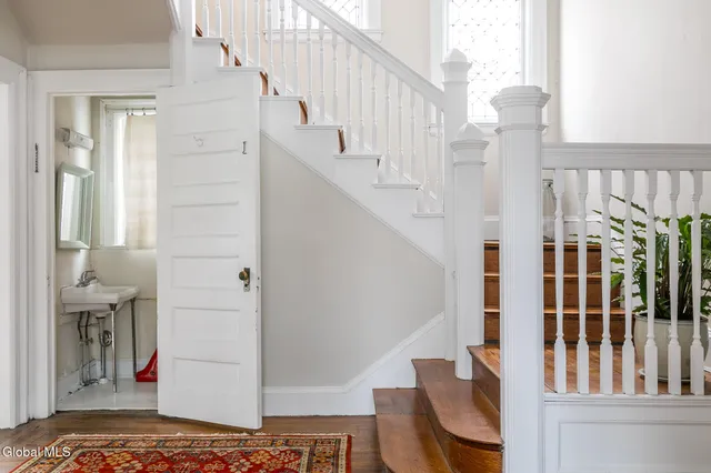 $589,000 | 2 South Pine Avenue, Albany, NY 12208