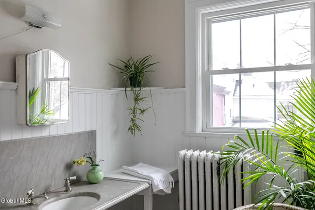 $589,000 | 2 South Pine Avenue, Albany, NY 12208