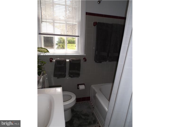 342 Hawarden Road Springfield, PA 19064 - Photo 13 of 25