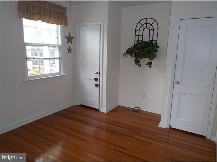 342 Hawarden Road Springfield, PA 19064 - Photo 9 of 25