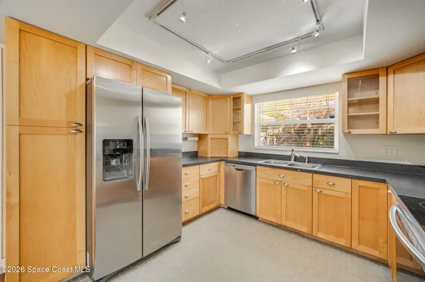 $875,000 | 901 South Palm Avenue, Indialantic, FL 32903