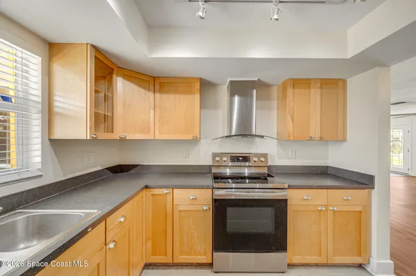 $875,000 | 901 South Palm Avenue, Indialantic, FL 32903