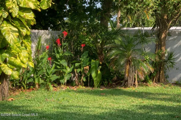 $875,000 | 901 South Palm Avenue, Indialantic, FL 32903