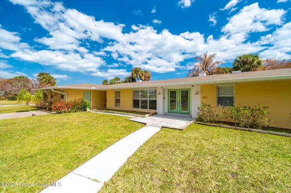 $875,000 | 901 South Palm Avenue, Indialantic, FL 32903