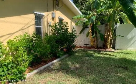 $875,000 | 901 South Palm Avenue, Indialantic, FL 32903