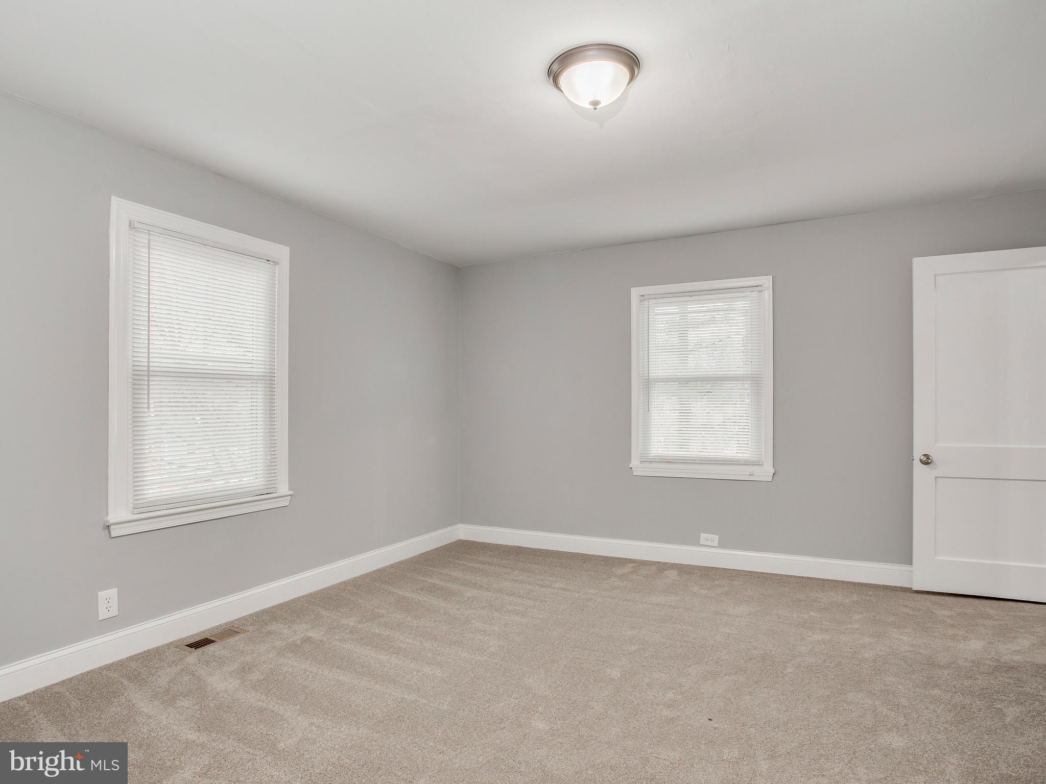 4207 Maple Road Morningside, MD 20746 - Photo 17 of 30 Bedroom (Master) - Main Level