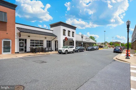 $460,000 | 7 Booth Street, Unit 406, Gaithersburg, MD 20878
