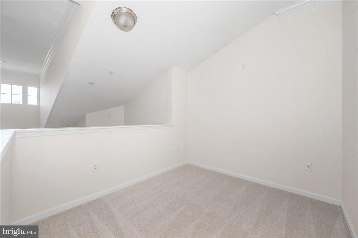 7 Booth Street, Unit 406 Gaithersburg, MD 20878 - Photo 12 of 117 Loft
