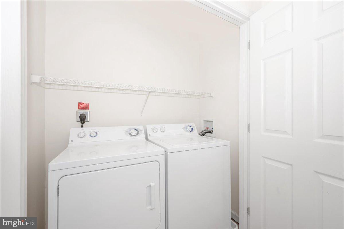 7 Booth Street, Unit 406 Gaithersburg, MD 20878 - Photo 28 of 117 Laudnry room