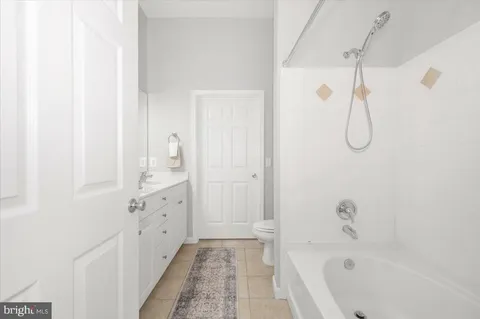 $460,000 | 7 Booth Street, Unit 406, Gaithersburg, MD 20878