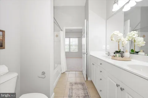 $460,000 | 7 Booth Street, Unit 406, Gaithersburg, MD 20878