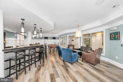 $460,000 | 7 Booth Street, Unit 406, Gaithersburg, MD 20878
