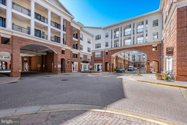 $460,000 | 7 Booth Street, Unit 406, Gaithersburg, MD 20878