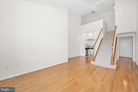 $460,000 | 7 Booth Street, Unit 406, Gaithersburg, MD 20878