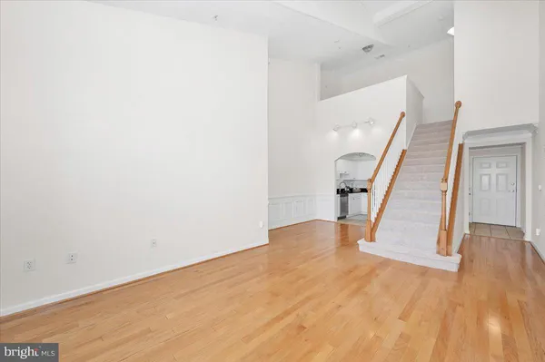 $460,000 | 7 Booth Street, Unit 406, Gaithersburg, MD 20878