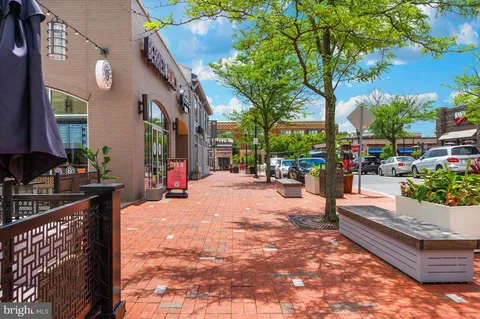 $460,000 | 7 Booth Street, Unit 406, Gaithersburg, MD 20878