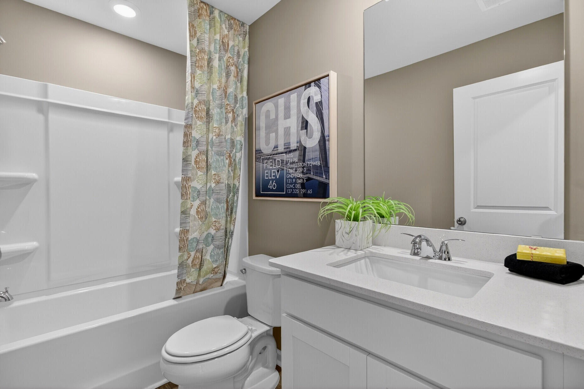 7068 Windham Way Ladson, SC 29456 - Photo 34 of 49 Secondary Bath w: Quartz Counter tops, L