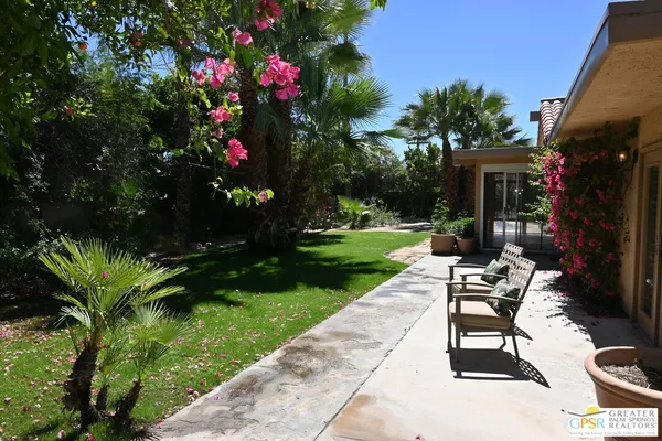 $650,000 | 552 North Orchid Tree Lane, Palm Springs, CA 92262
