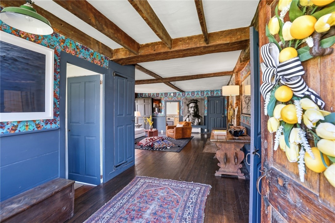 604 Pendleton Hill Road North Stonington, CT 06359 - Photo 9 of 39
