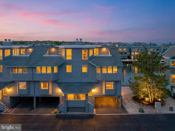 $675,000 | 36 Grand Bay Harbor Drive, Waretown, NJ 08758