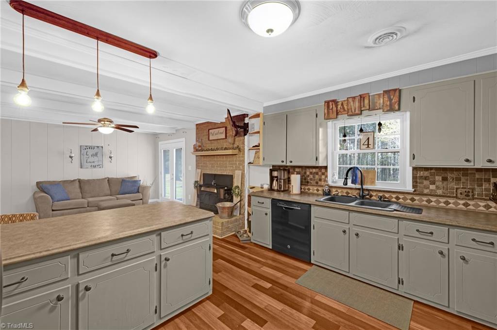 661 Anglin Mill Road Stoneville, NC 27048 - Photo 9 of 30 Gallery Image 9