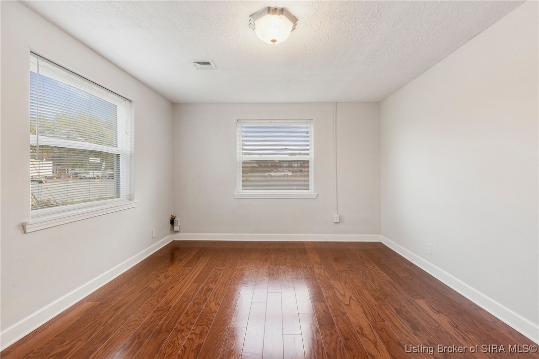 1705 Ormond Road New Albany, IN 47150 - Photo 4 of 35 Gallery Image 4