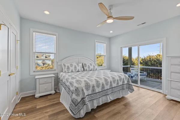 $1,895,000 | 1707 Emerald Drive, Emerald Isle, NC 28594