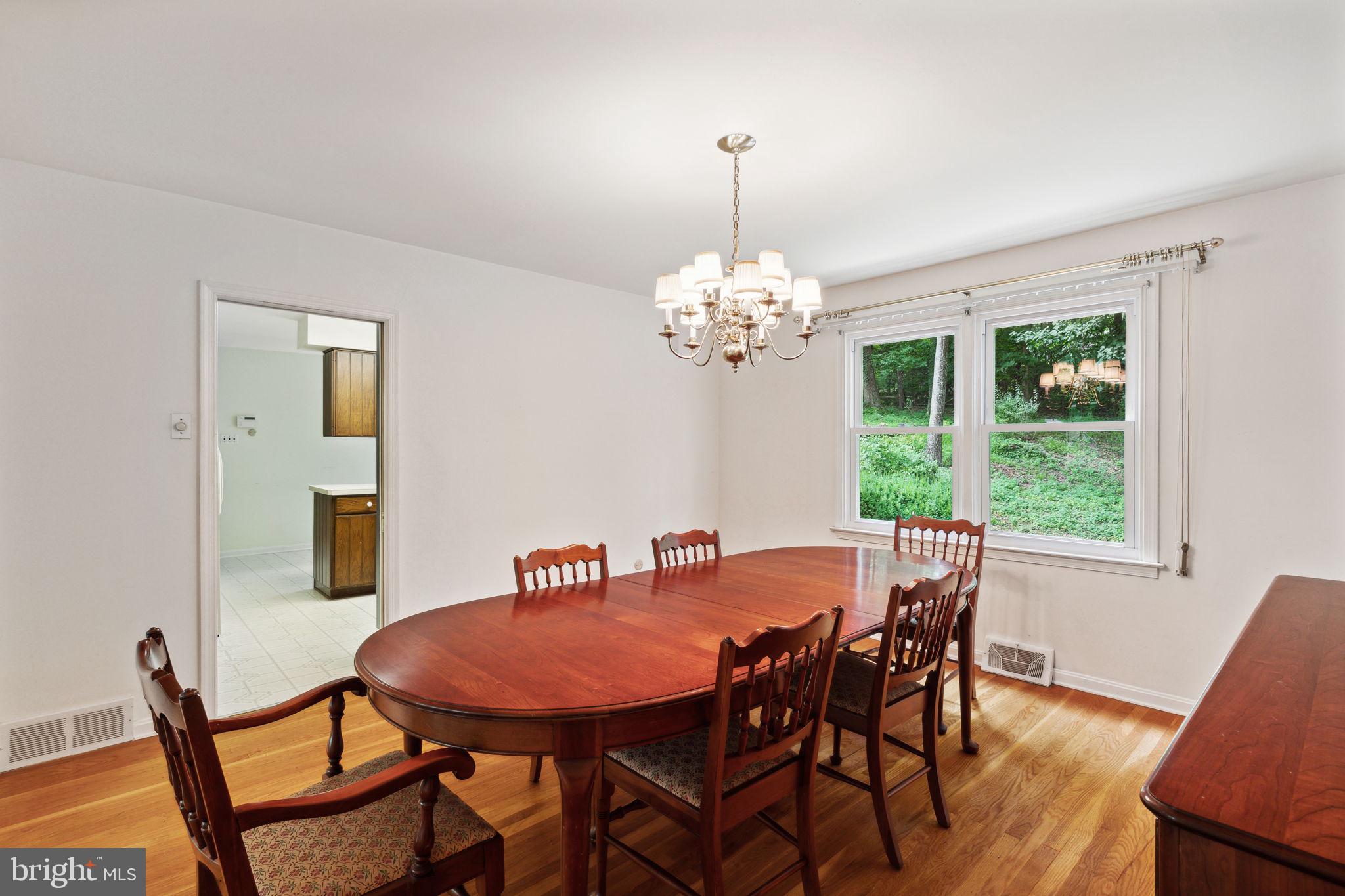 8902 Carlisle Road Wyndmoor, PA 19038 - Photo 19 of 71 Gallery Image 19