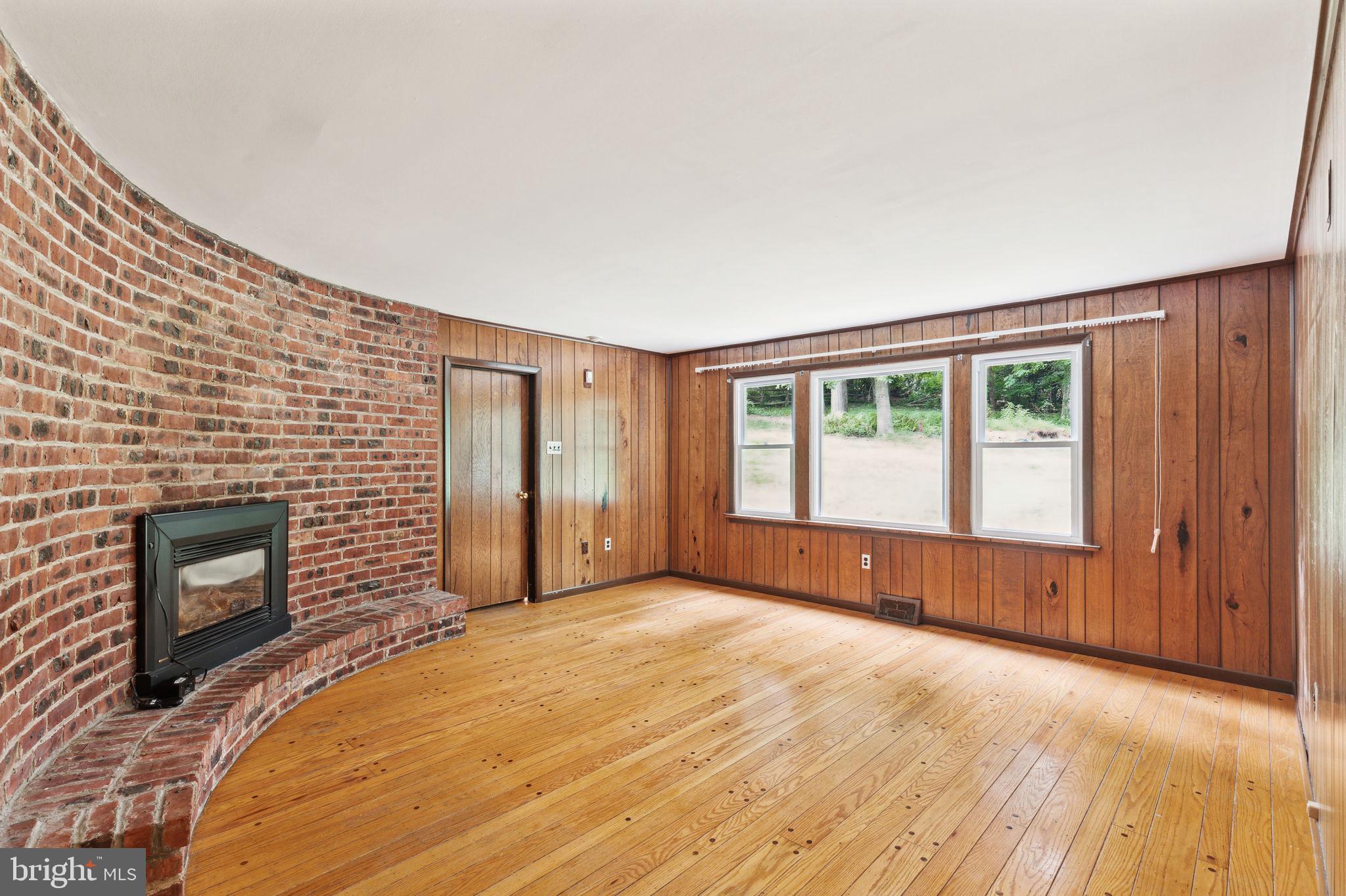 8902 Carlisle Road Wyndmoor, PA 19038 - Photo 27 of 71 Gallery Image 27