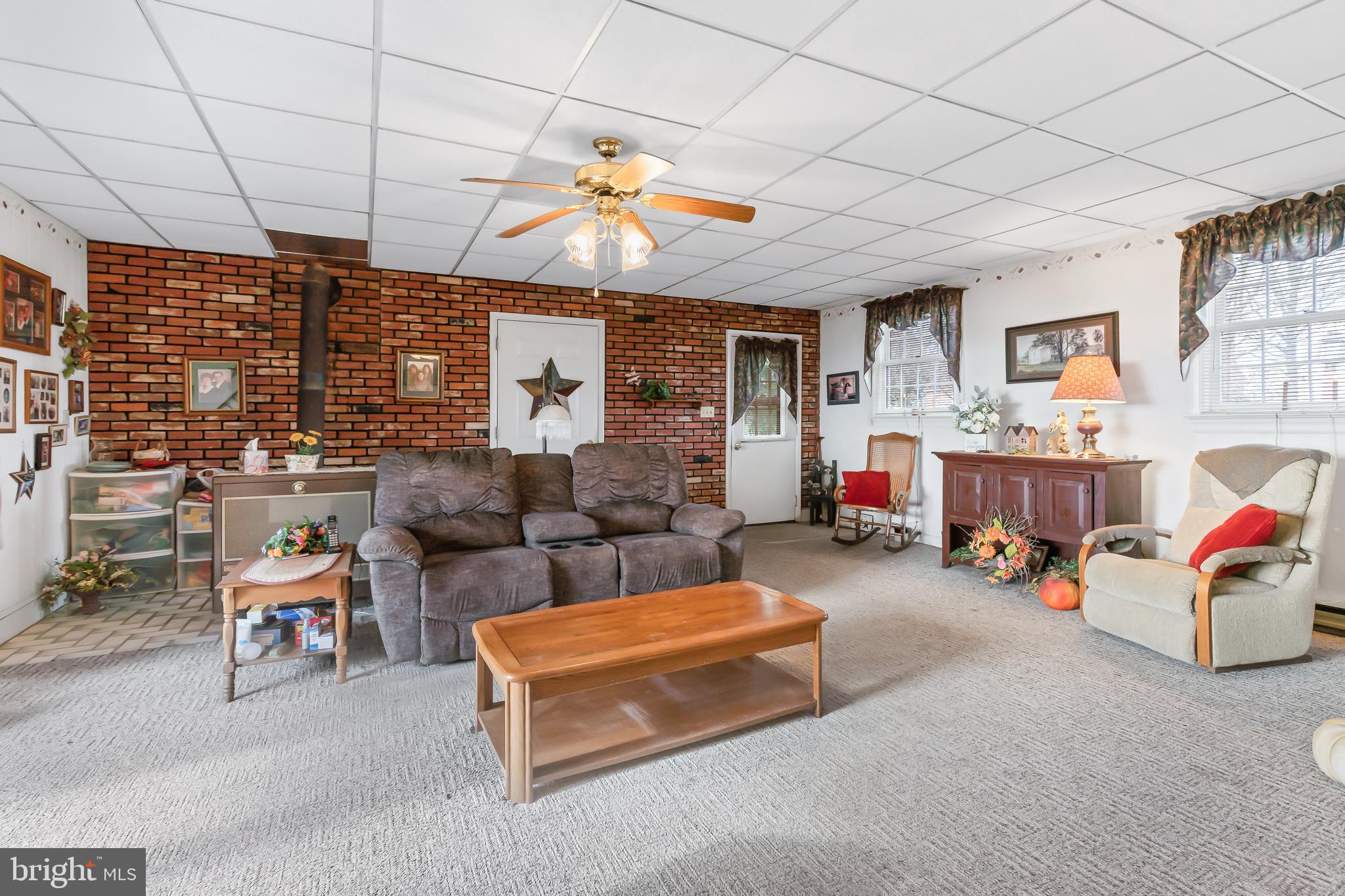1915 White Oak Road Strasburg, PA 17579 - Photo 6 of 39 Gallery Image 6