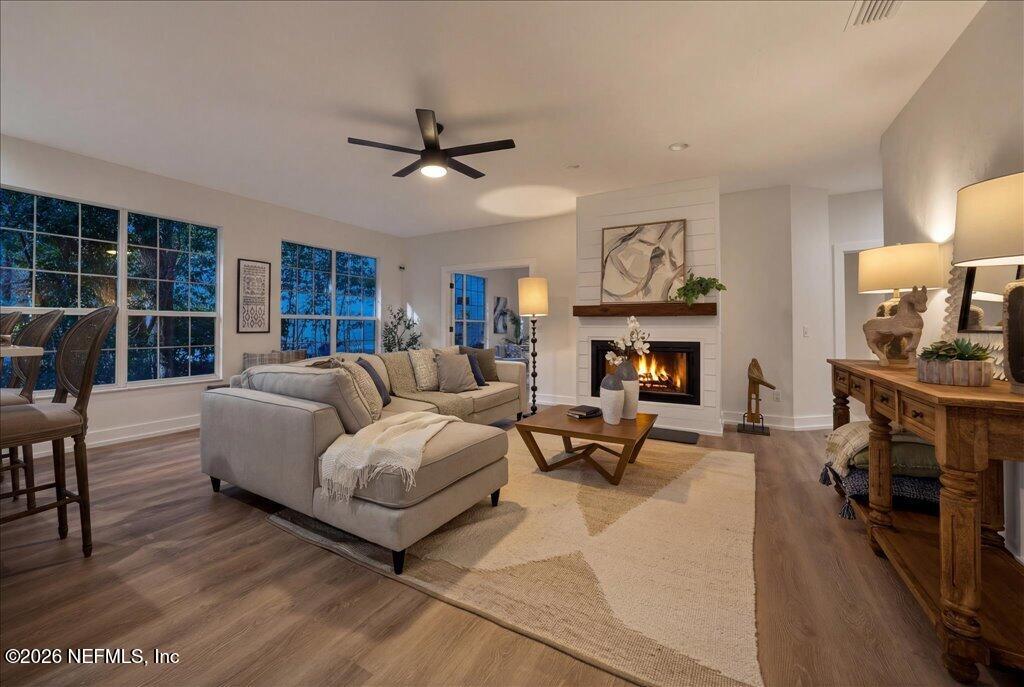 4412 Southwest 101 Drive Gainesville, FL 32608 - Photo 4 of 46 12-TAF9336