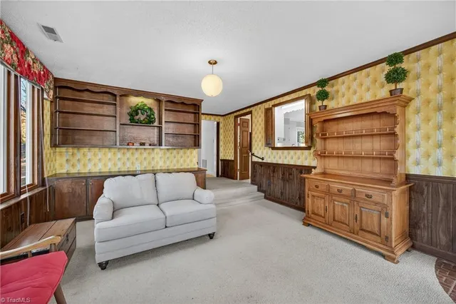 $399,000 | 2174 Woodland Avenue, Burlington, NC 27215