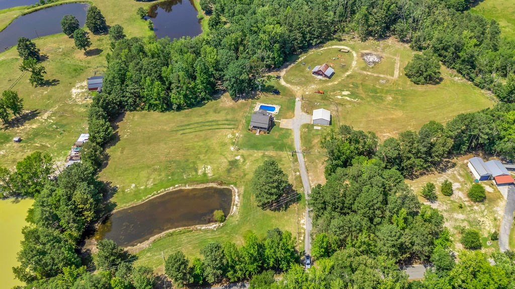 211 Andrews Chapel Road Hodges, SC 29653 - Photo 34 of 36