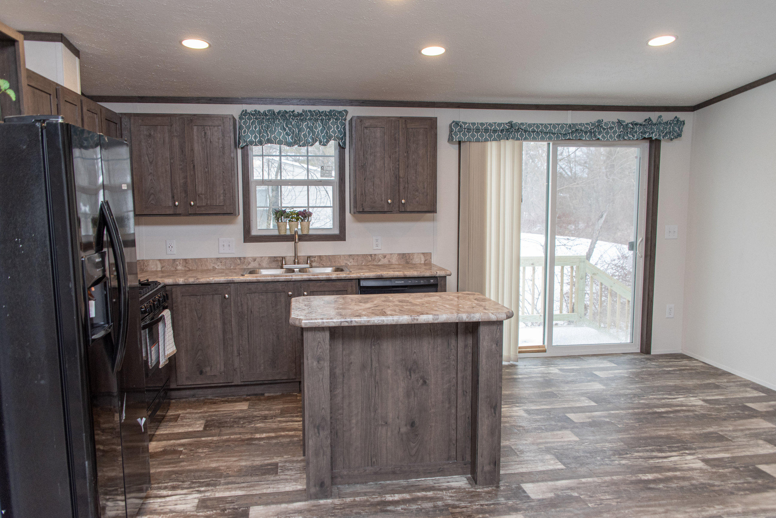 181 Manley Road Auburn, ME 04210 - Photo 6 of 20 181 manley 7