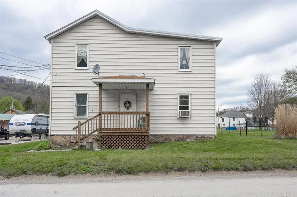 $79,900 | 185 Front Street, Robinson, PA 15949