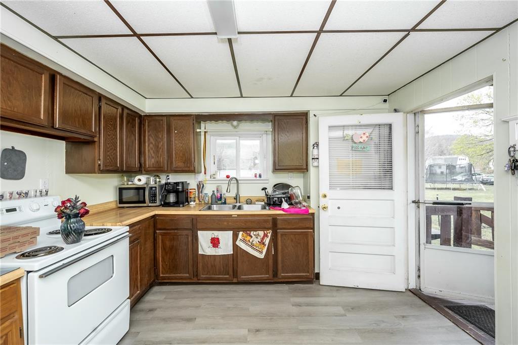 185 Front Street Robinson, PA 15949 - Photo 12 of 13