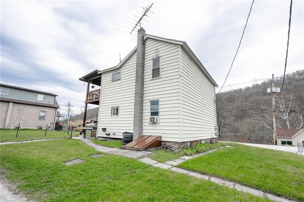 185 Front Street Robinson, PA 15949 - Photo 6 of 13