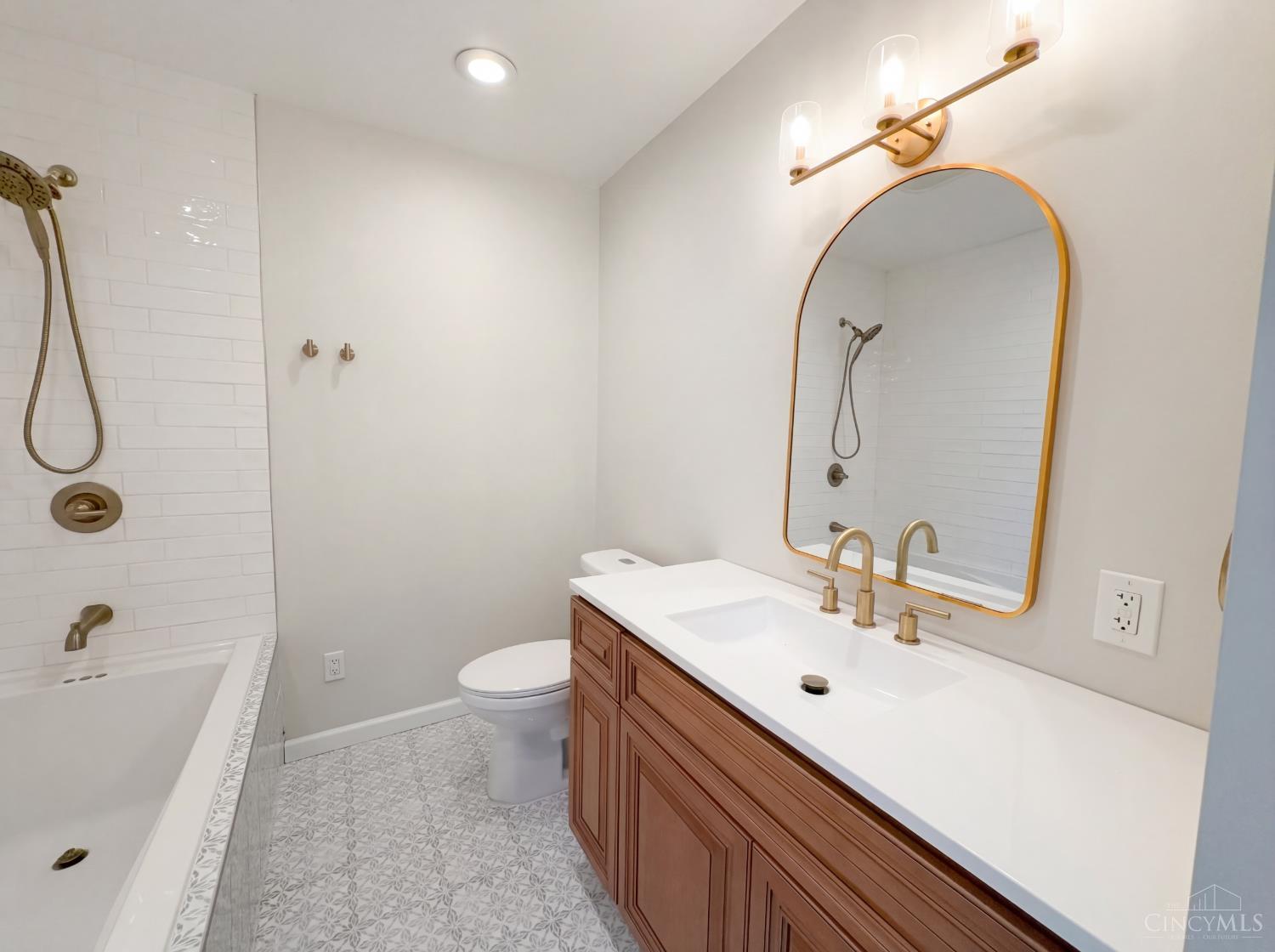 155 Bonham Road Cincinnati, OH 45215 - Photo 18 of 30