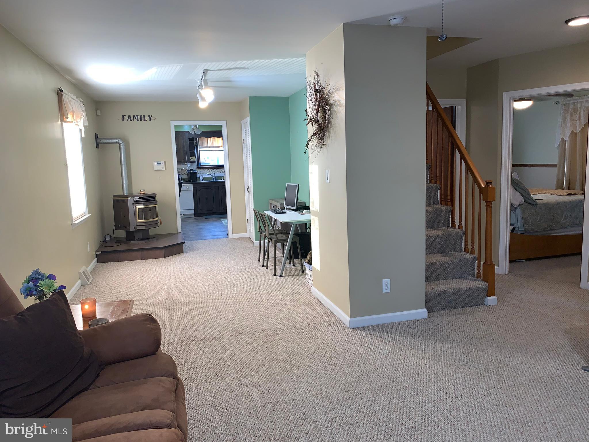 958 Woodlynn Road Baltimore, MD 21221 - Photo 14 of 47
