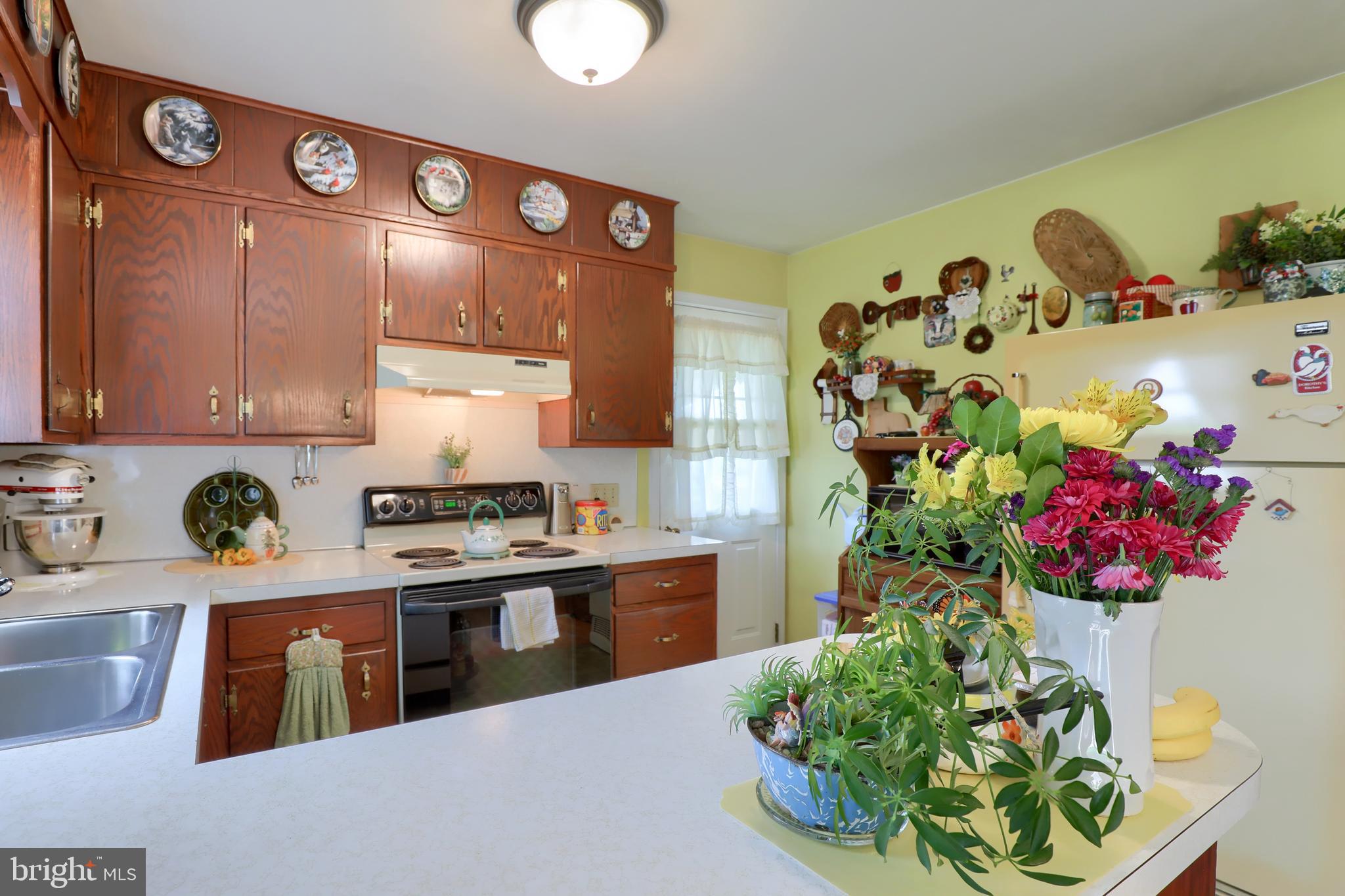 1731 Pioneer Road Lancaster, PA 17602 - Photo 12 of 33 Gallery Image 12