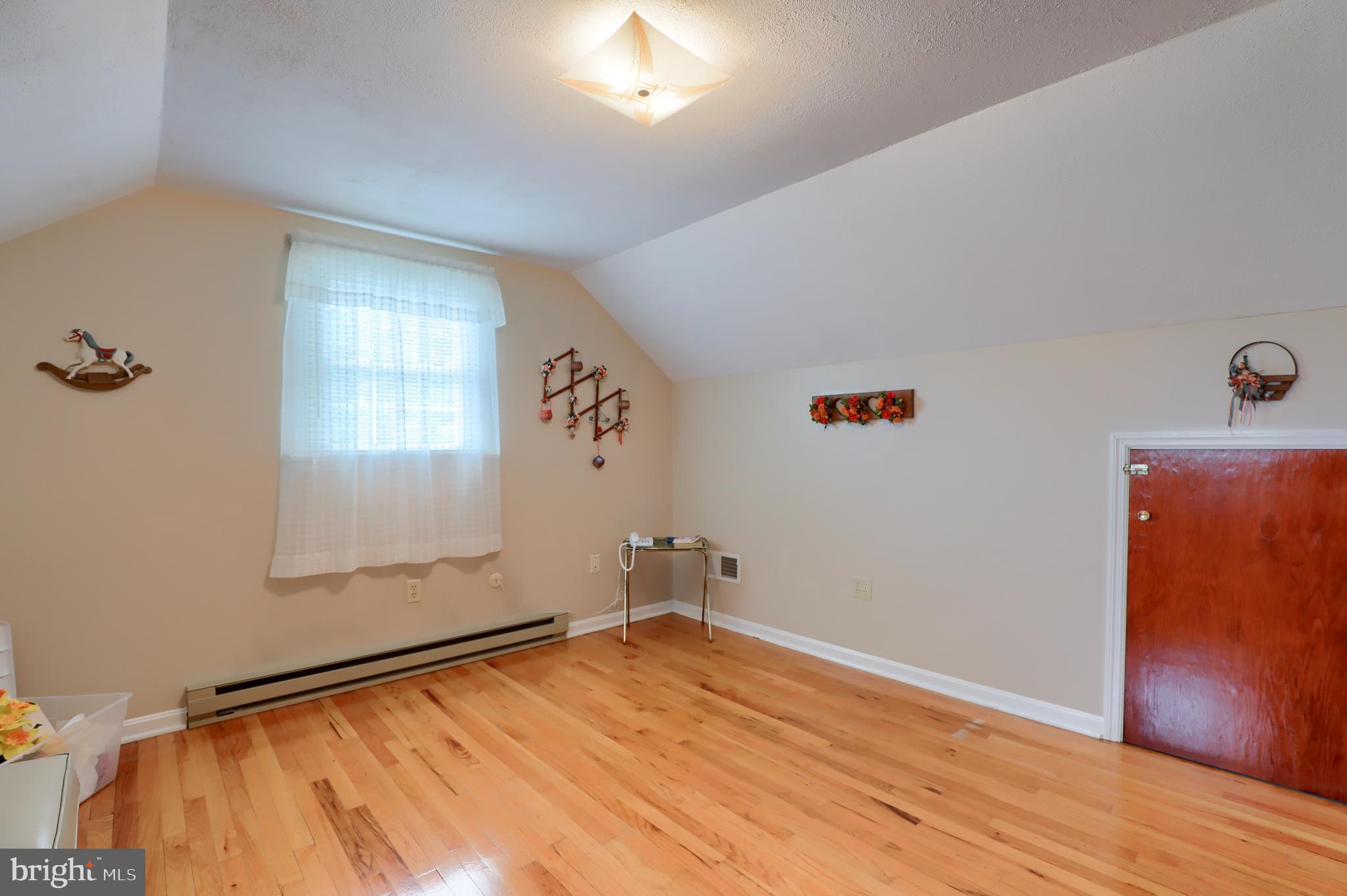 1731 Pioneer Road Lancaster, PA 17602 - Photo 23 of 33 Gallery Image 23