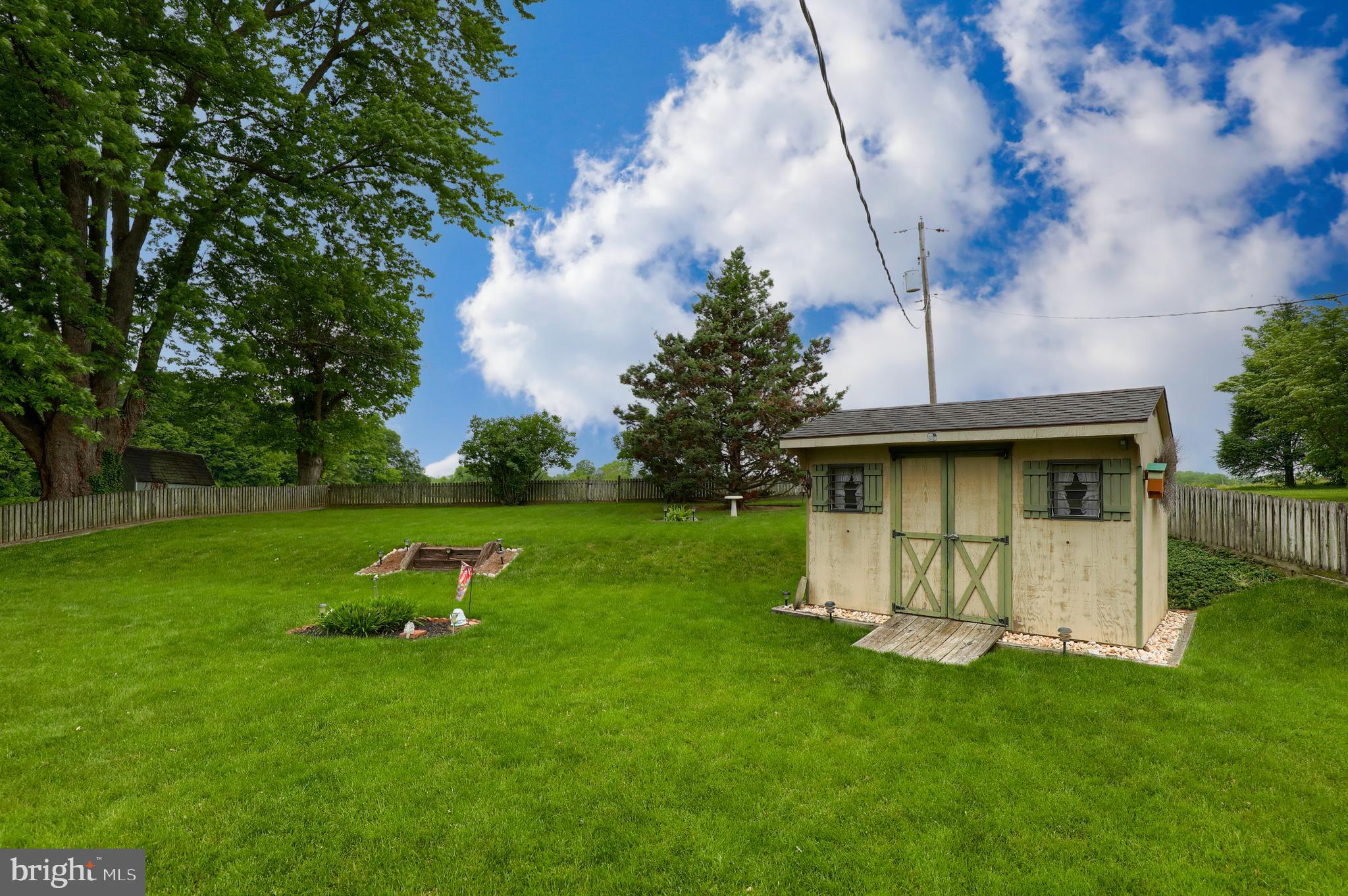 1731 Pioneer Road Lancaster, PA 17602 - Photo 30 of 33 Gallery Image 30