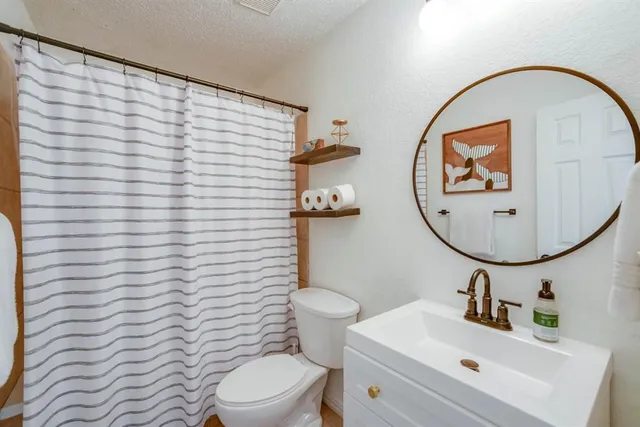 $1,900 | 7402 Ryan Road, Rowlett, TX 75089